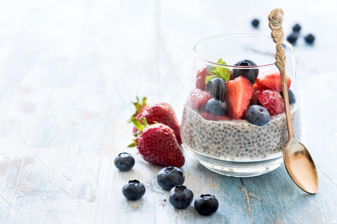 VEGAN CHIA PUDDING WITH FOREST FRUITS