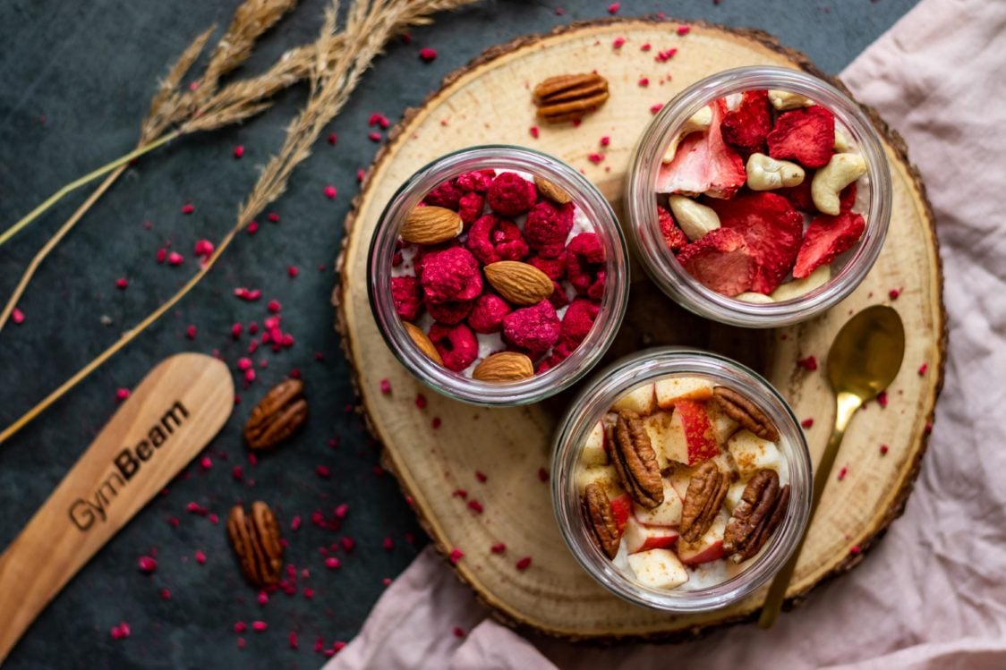 Fitness recipe: Fermented overnight oatmeal with nuts and fruits