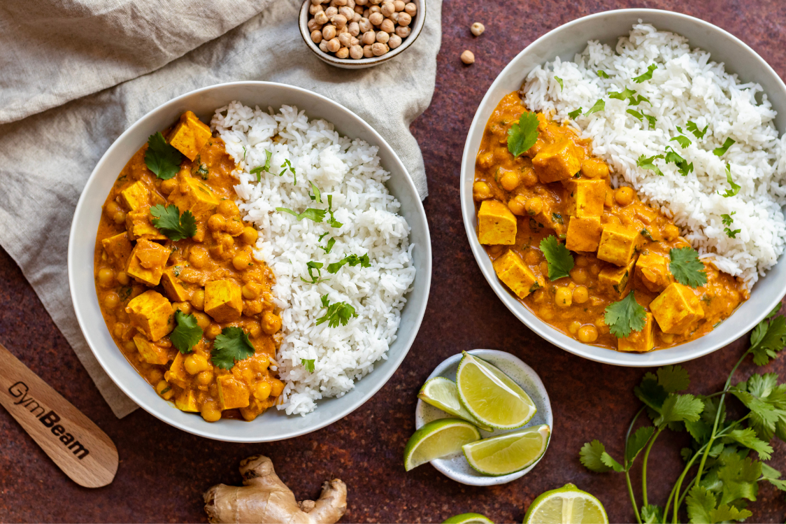 Fitness Recipe: Vegan Curry with Tofu & Chickpeas