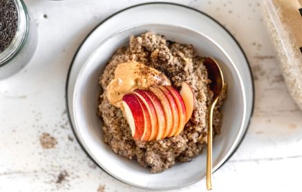 Fitness recept: Quinoová kaše s jablky, mákem a skořicí