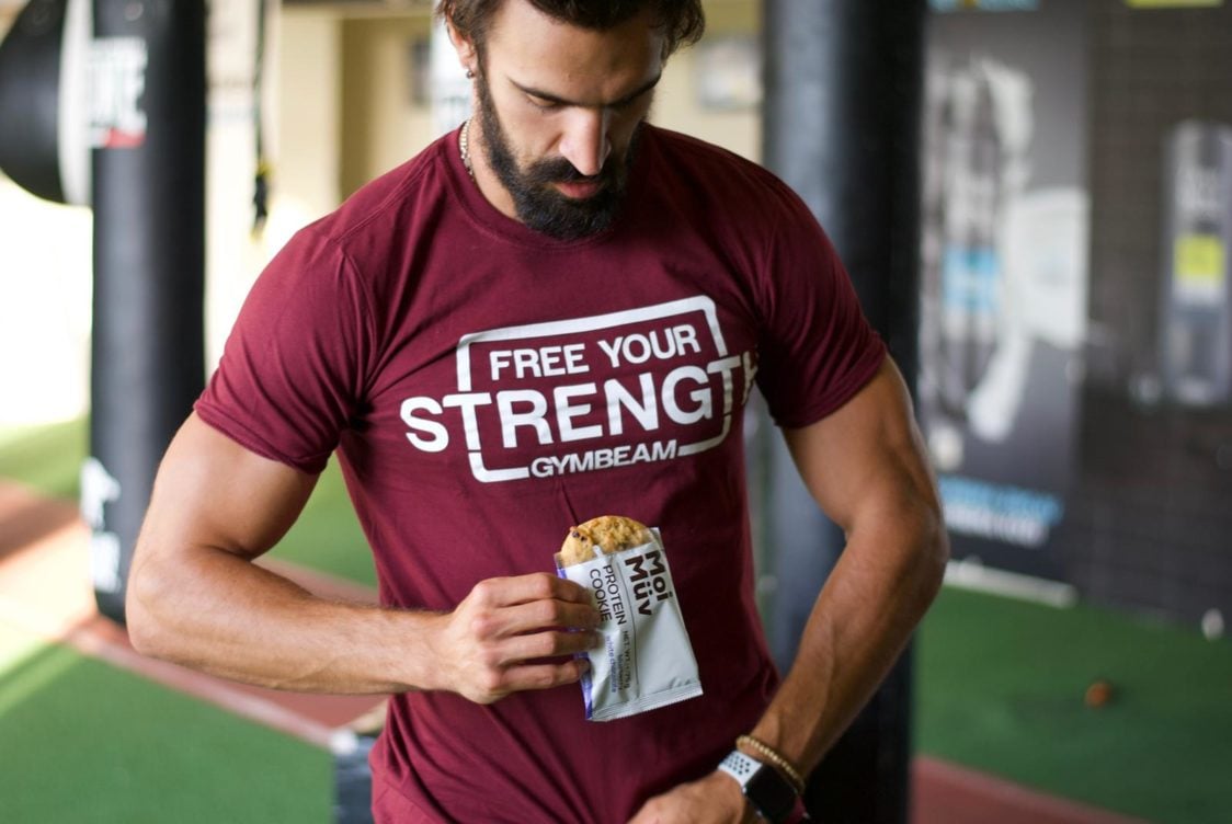 Koľko bielkovín obsahujú proteínové snacky? Koľko bielkovín obsahujú proteínové snacky?