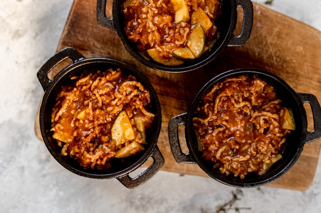 Pastiersky koláč pred pečením