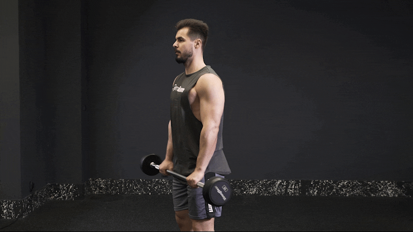 Ako cvičiť zdvihy na biceps s osou nadhmatom?