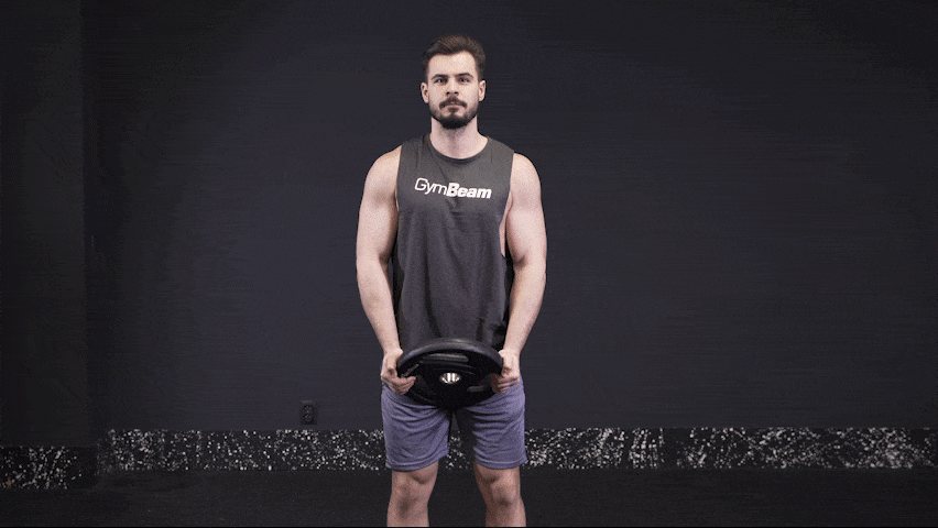 Ako cvičiť predpaženie s kotúčom na ramená?