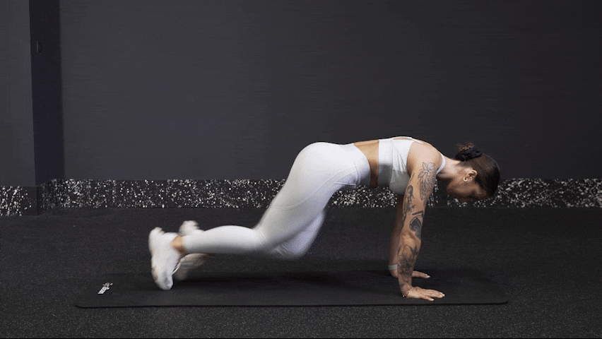 Ako cvičiť horolezca na brucho?