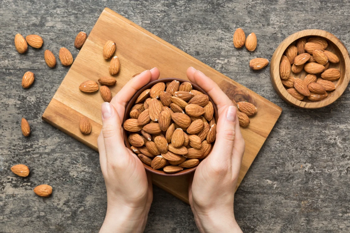 antioxidant effect of almonds 