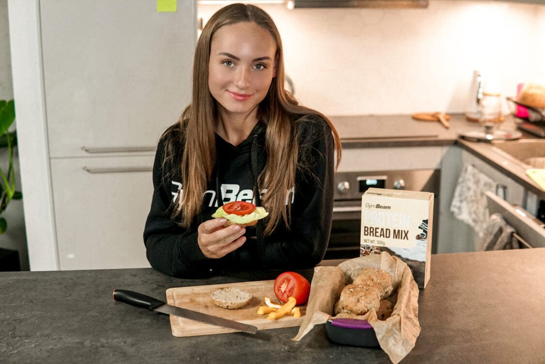 Prečo jesť sacharidy pred cvičením? Prečo jesť sacharidy pred cvičením?