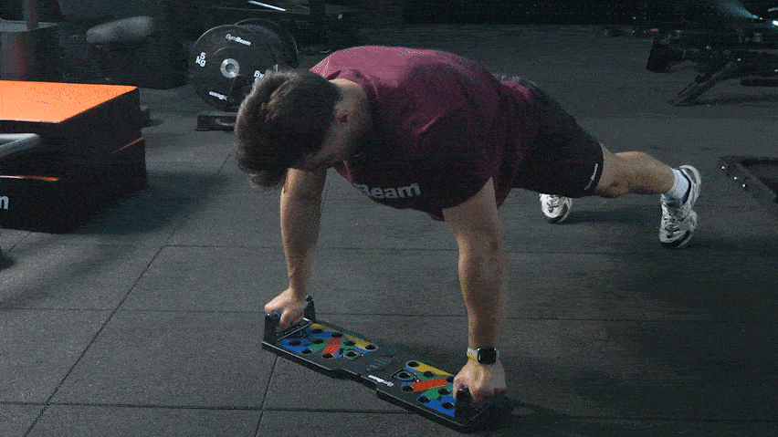 Kliky na hrudník s doskou na kliky