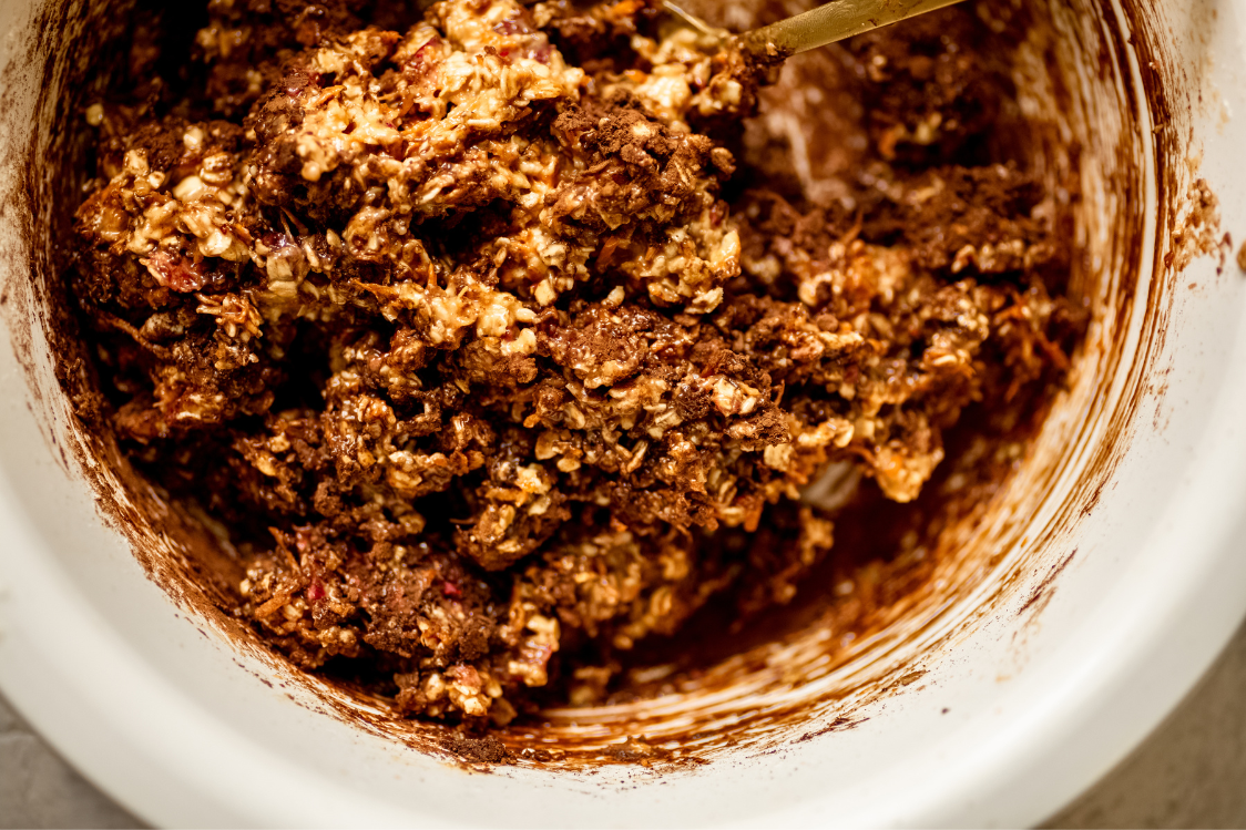 Nepečené mrkvové guličky - príprava zmesi Nepečené mrkvové guličky - príprava zmesi