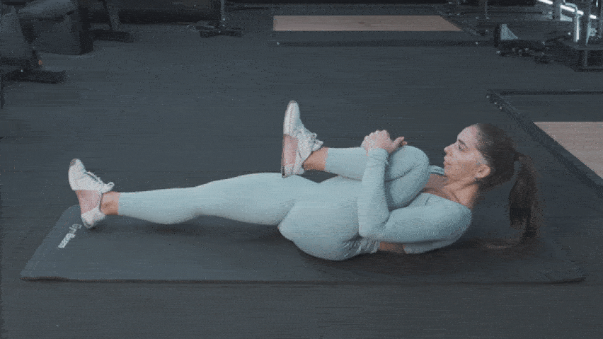 Ako cvičiť priťahovanie kolien k hrudníku v ľahu? Ako cvičiť priťahovanie kolien k hrudníku v ľahu?