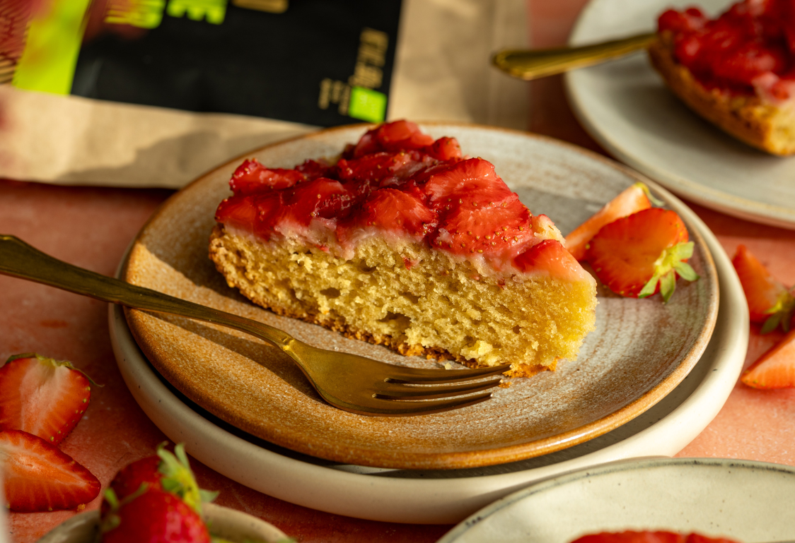 Obrátený jahodový koláč