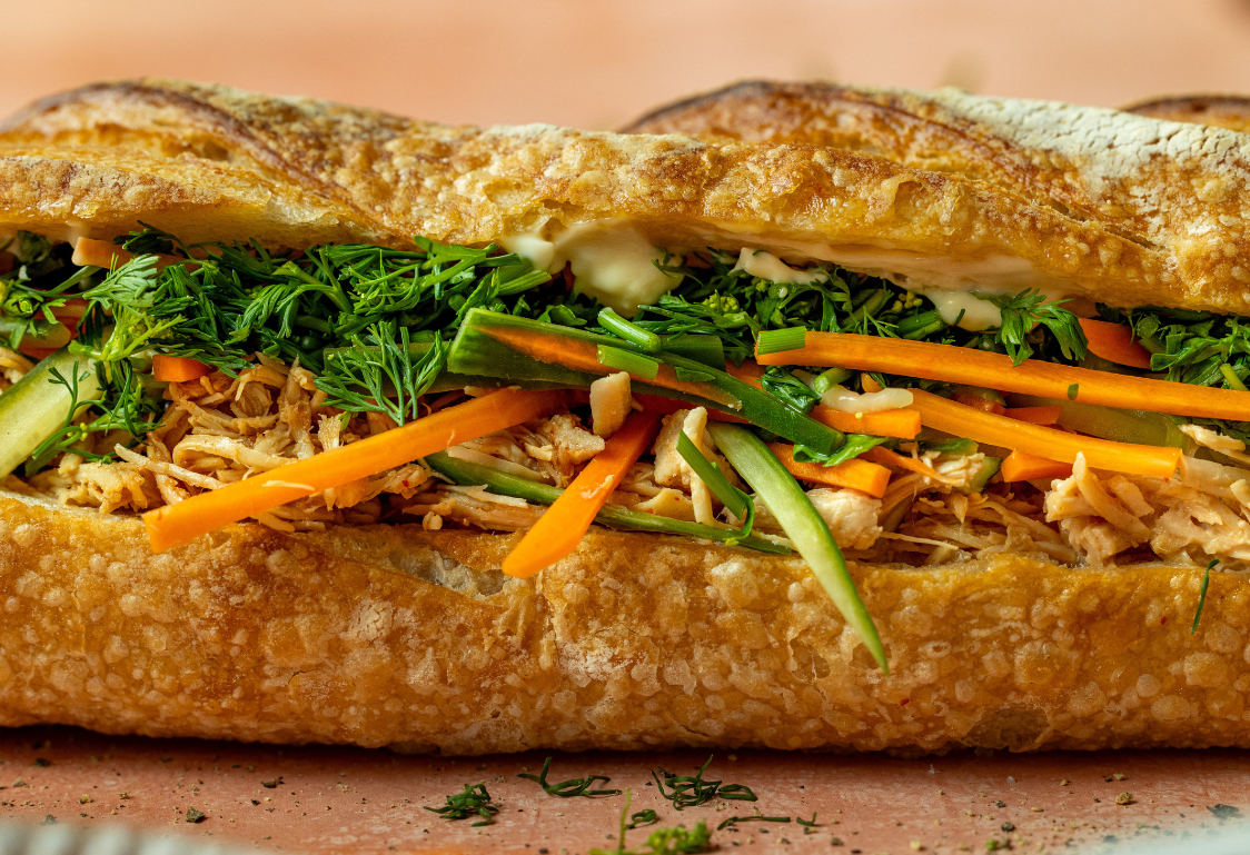 Bánh mì bageta s kuracím mäsom 