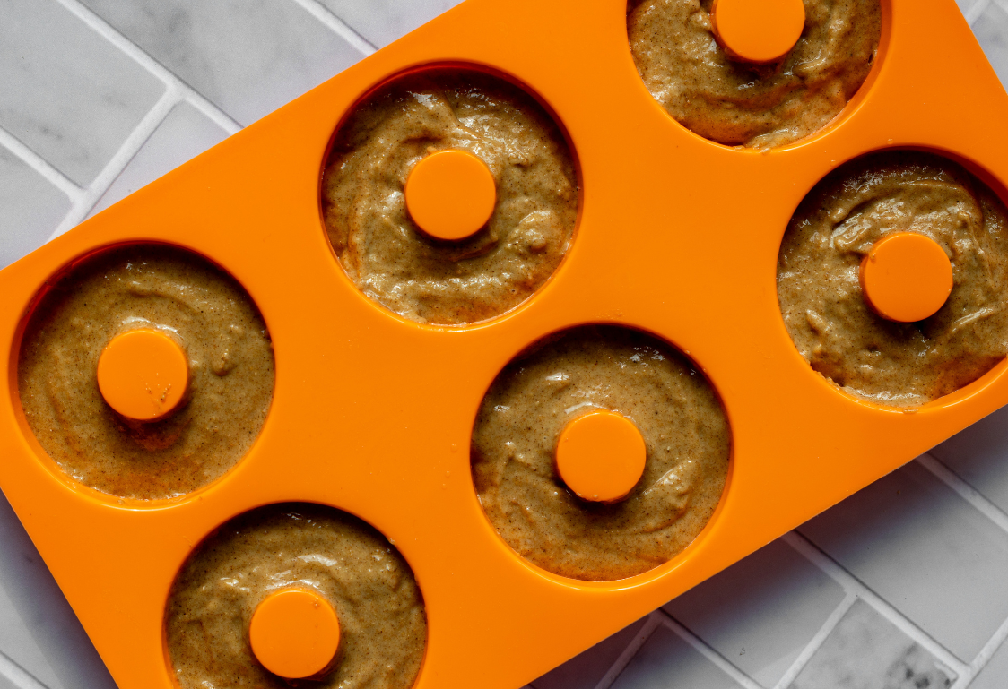 Pečené jablkové donuty so škoricou - postup