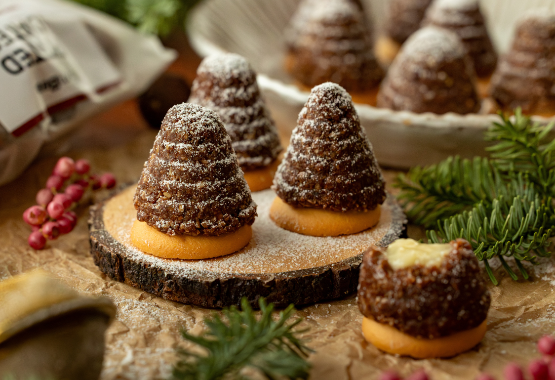 Osie hniezda plnené vanilkovým krémom Osie hniezda plnené vanilkovým krémom