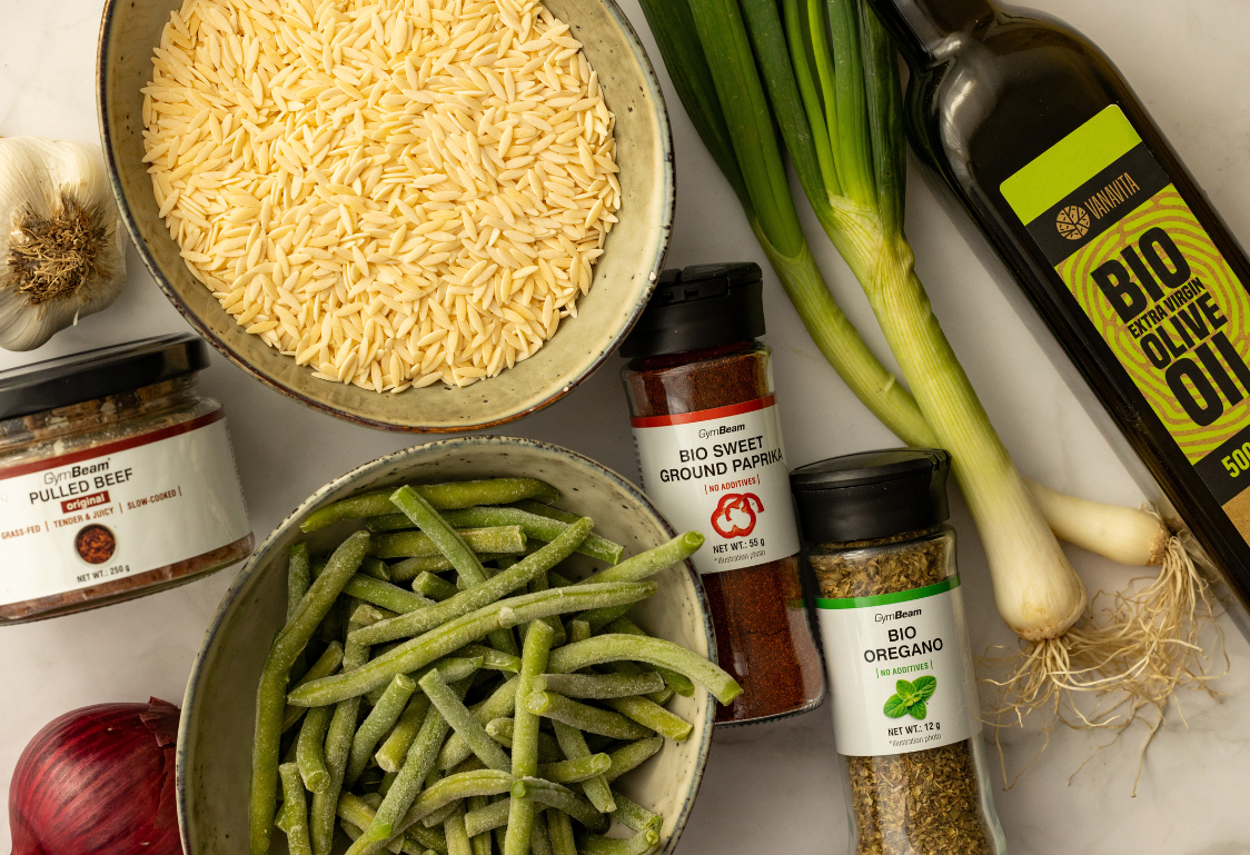 Orzo s trhaným hovädzím mäsom z jednej panvice – ingrediencie