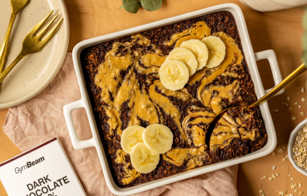 Fitness recept: Brownie zapečená ovsená kaša s arašidovým maslom