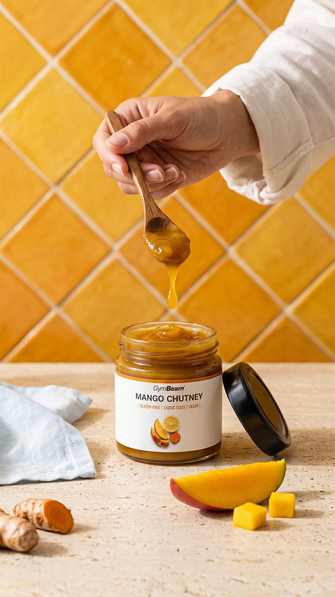 GymBeam Mango Chutney. An exotic sauce served cold, ideal with Asian curries, grilled chicken, salmon and aged cheeses, or in meat and vegan burgers.