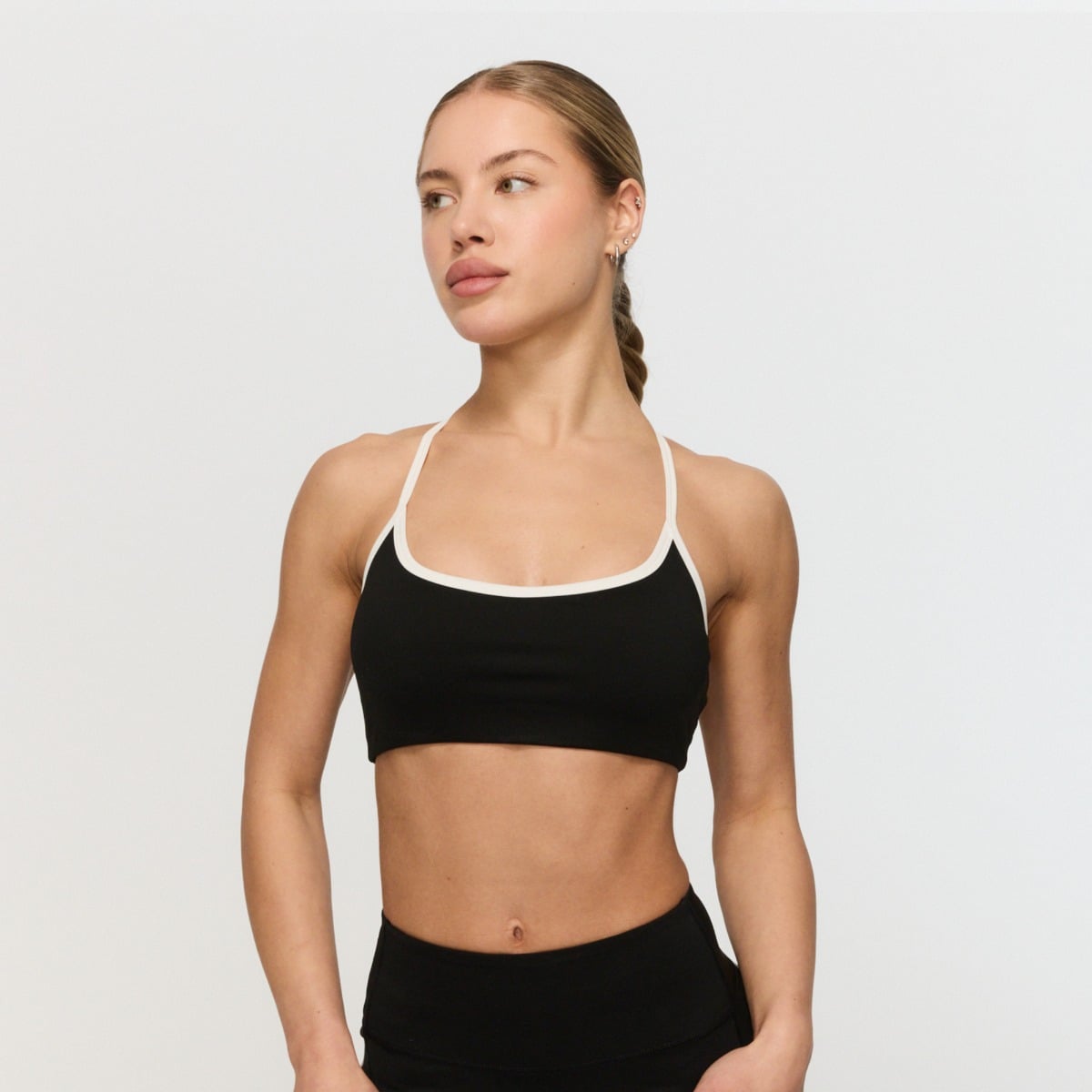Športová podprsenka Varsity Black - GymBeam