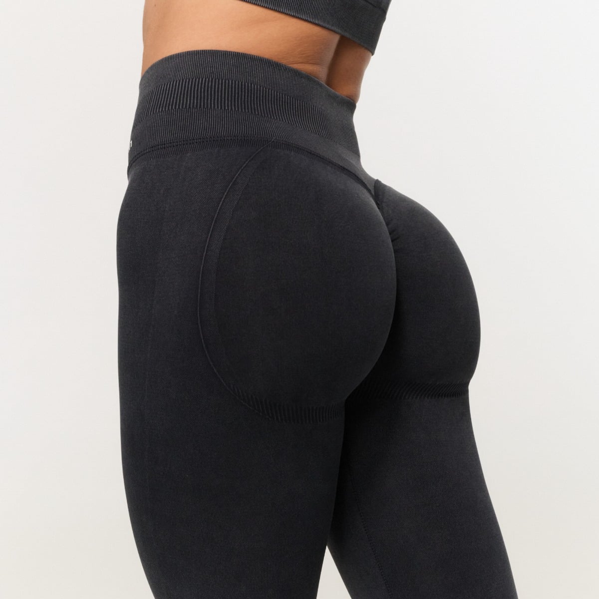 Dámske bezšvové nohavice Fierce Dark Grey - GymBeam