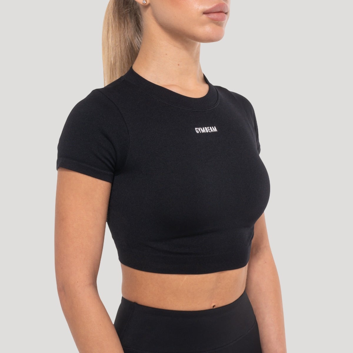 Dámsky top Crop Flow Black - GymBeam