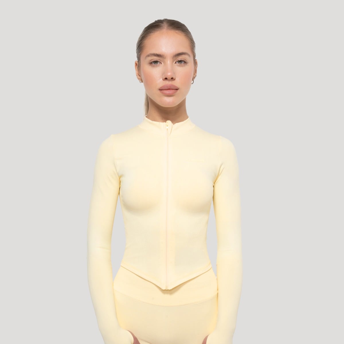 Dámsky športový top LUMA Baby Yellow - GymBeam